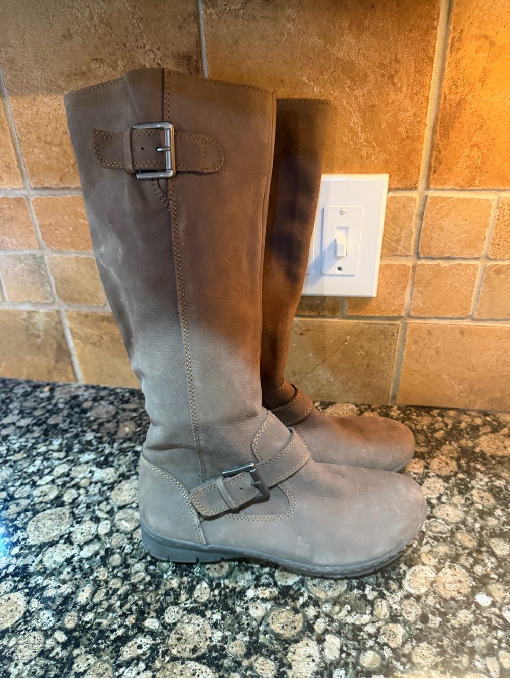 Women’s Tall Buckle Riding Boots - Brown BOC